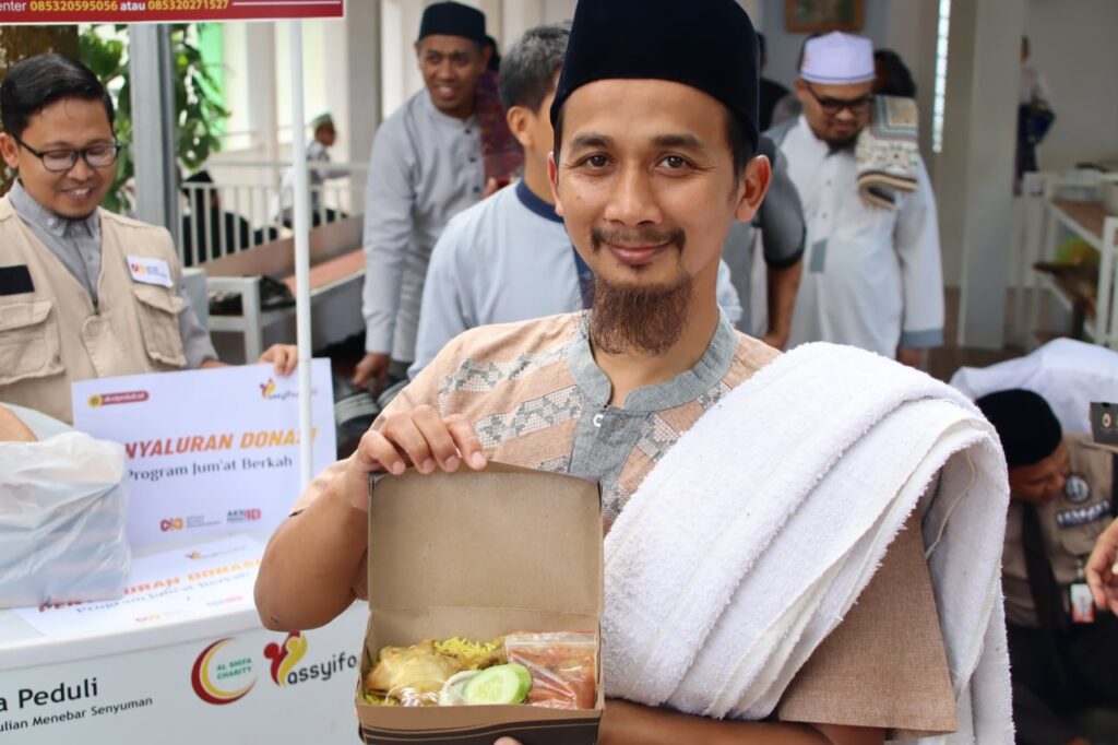PENYALURAN PROGRAM JUMAT BERKAH MASJID AL FAJR PENYALURAN PROGRAM JUMAT BERKAH MASJID AL FAJR