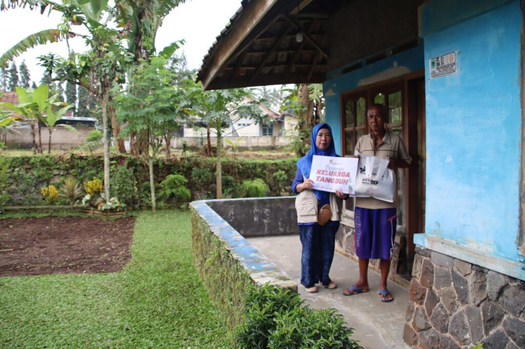 Penyaluran Program Keluarga Tangguh di Kasomalang, Jalancagak