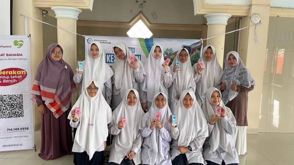 PENDIDIKAN KESEHATAN SMP PUTRI ASSYIFA WANAREJA