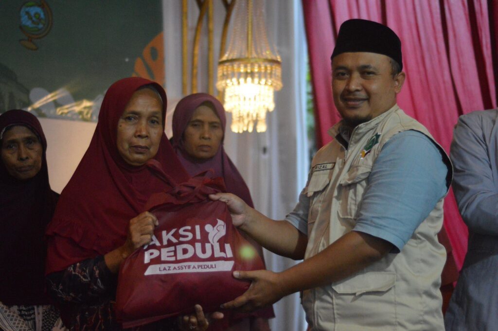 PENYALURAN BINGKISAN RAMADHAN DI KUMPAY