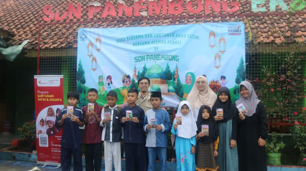 Santunan Yatim di SD Panembong subang