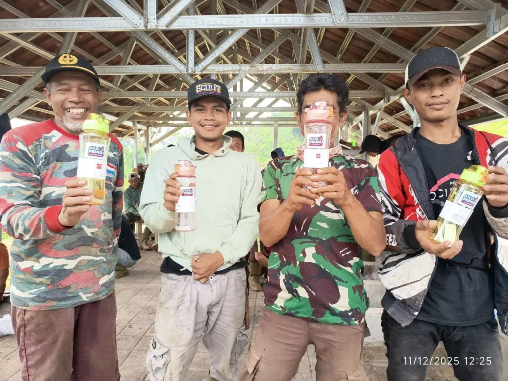 Penyaluran Tumbler Untuk Tim Pertanian