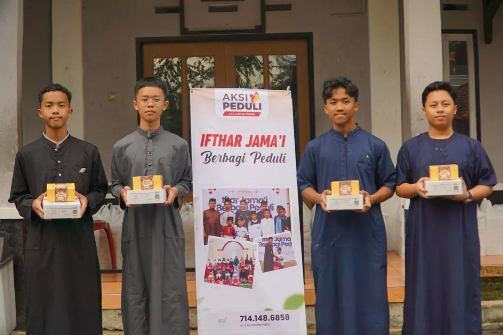 Buka Puasa Bersama Angkatan Reveliouz dari Kebaikan Ayah Bunda