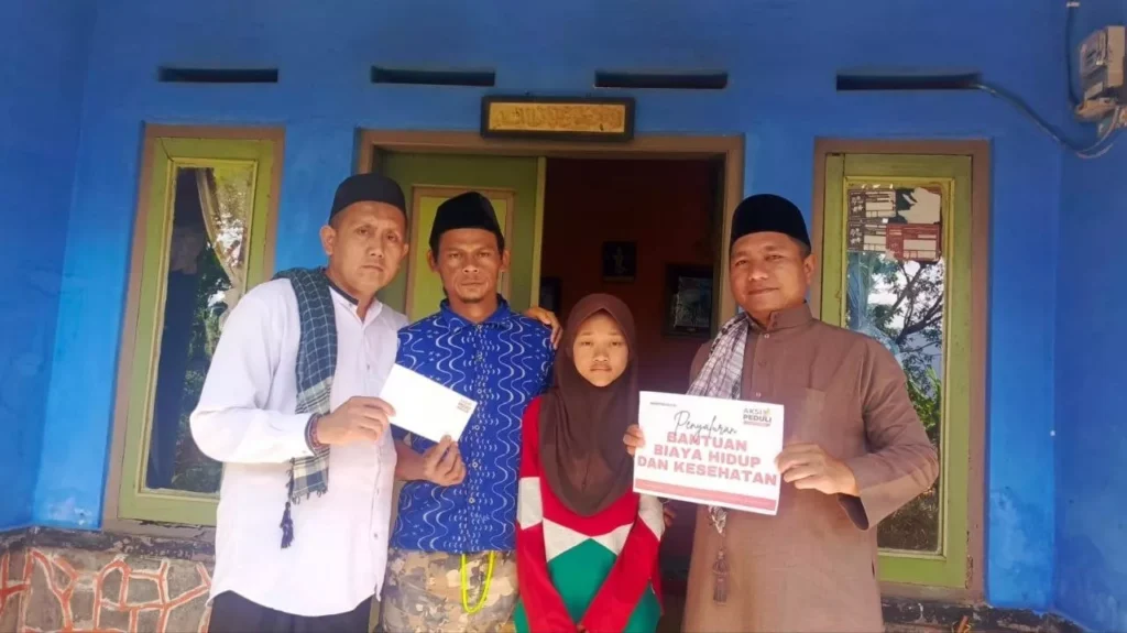 Penyaluran Bantuan Kesehatan dan Biaya Hidup Pa Rohata, Desa Tamabakan Kecamatan Jalancagak.