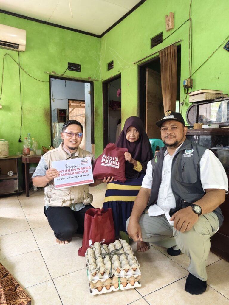 Bantuan Sembako dan Pendampingan untuk Lansia Dhuafa di Tambakmekar
