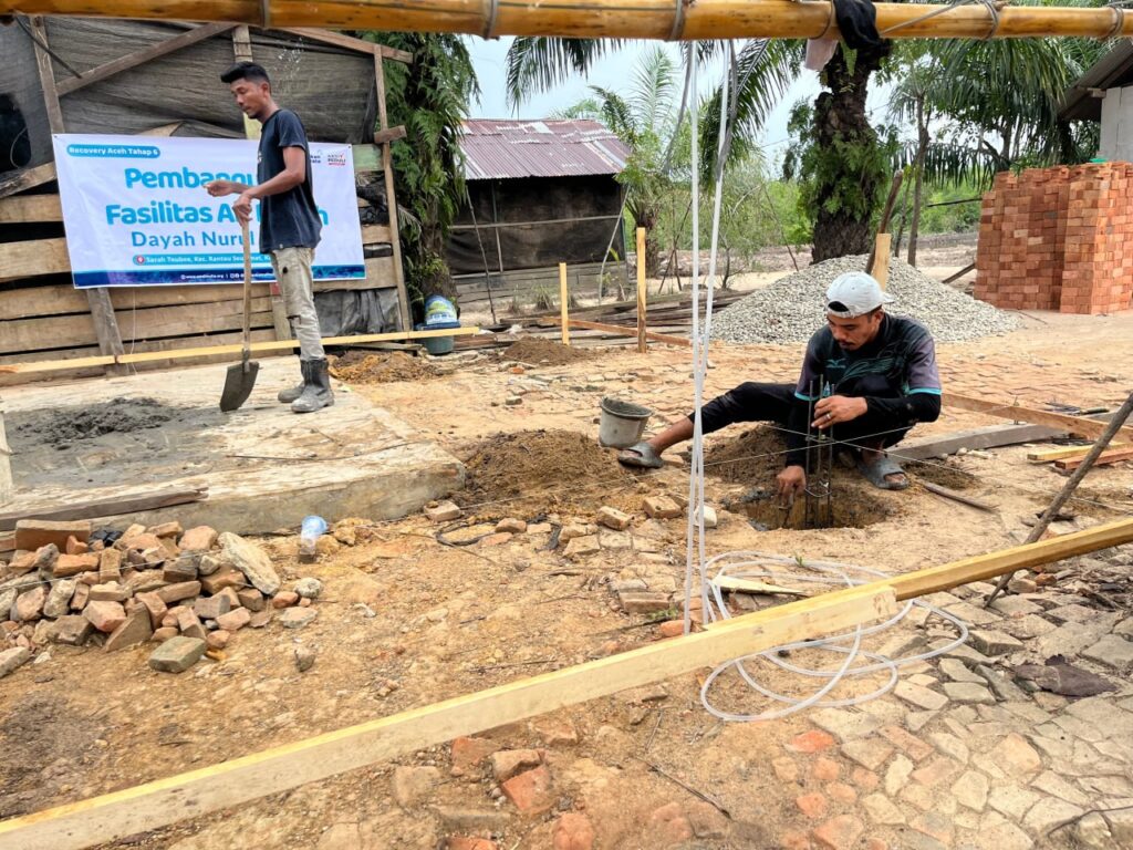 Uluran Tangan Sahabat Wujudkan Lingkungan Sehat untuk 138 Santri Dayah